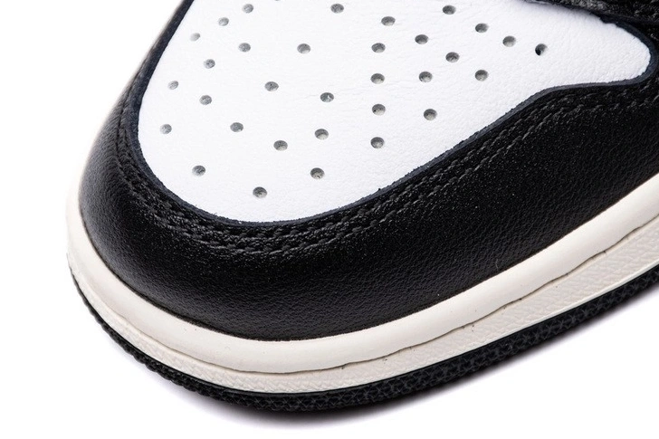 Black 555088-061 1 Jordan Gym  Retro Red High 0112